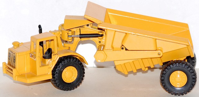 Joal, Ref. 222, トラクター Cat-631 with Tipper, ミニカー ダイ